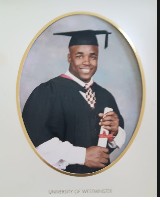 Ev uni